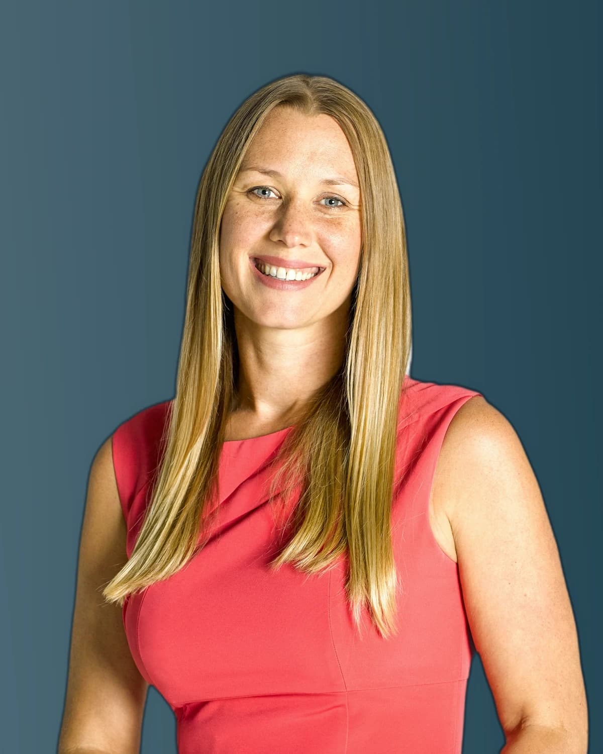 Portrait of Vanessa Edwards, CFO and COO of PRAXSO.